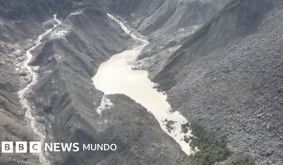 El lago que hace temer que se produzca una nueva avalancha en la frontera de Nepal y Tíbet
