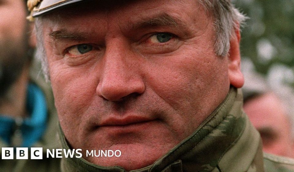 Qué sentí el día que conocí a Ratko Mladić, el fanático militar que luego se convirtió en el "carnicero de Bosnia"