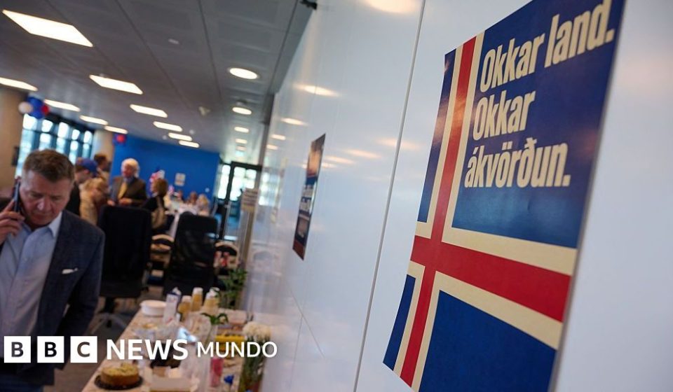 Islandia rechaza por estrecho margen la posibilidad de adherirse a la UE en un referendo que marca la división en el país