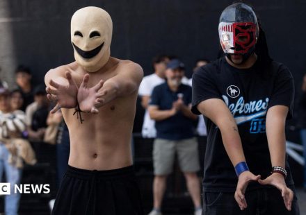 Across Latin America, 'aura battles' burst onto the scene