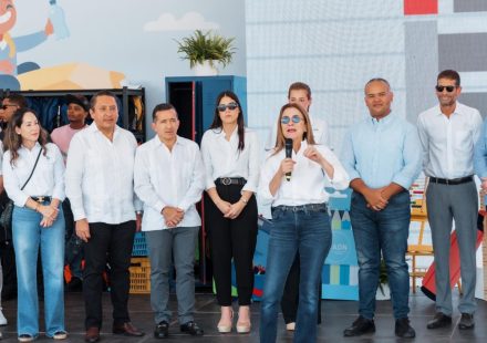Alcaldía del DN realiza tercera edición de Plásticos por Útiles Escolares; recolecta 16.5 millones de botellitas