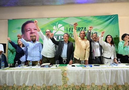Leonel Fernández encabeza asambleas provinciales en despliegue nacional de FP