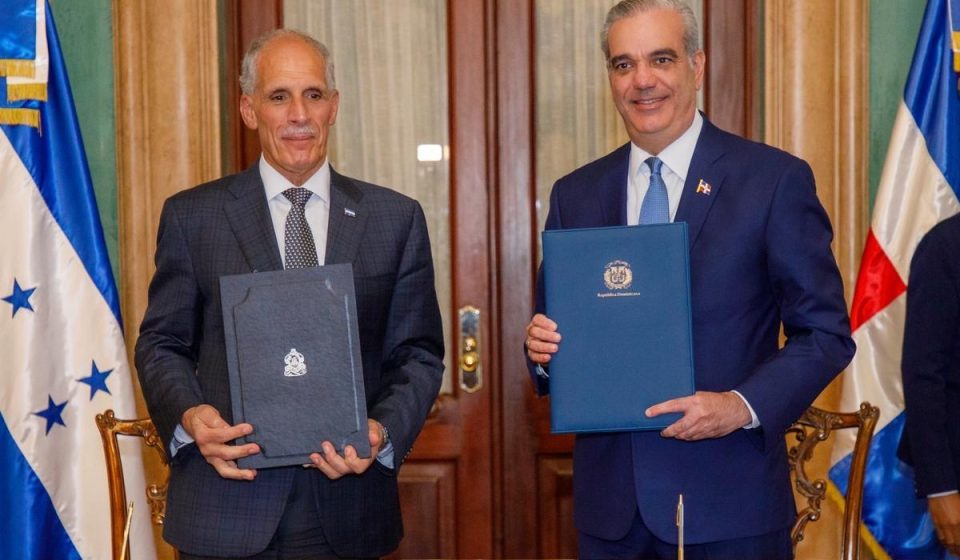 RD y Honduras acuerdan ampliar comercio, cooperación en seguridad y conectividad aérea