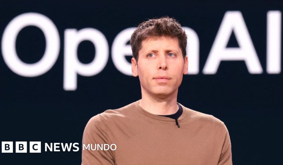 Por qué el jefe de OpenAI pide que confiemos en la empresas de IA a pesar de que el mundo "tiene razón en sentir miedo"