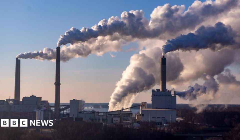 US scraps limits on emissions from coal and gas power plants