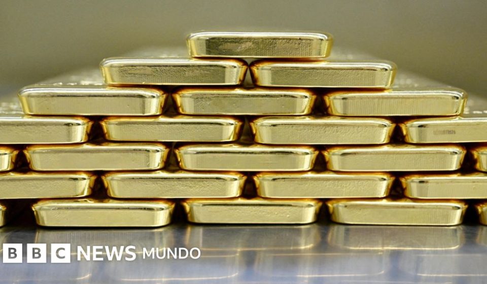 Países Bajos traslada miles de millones en oro a Londres como medida de "preparación para la crisis"