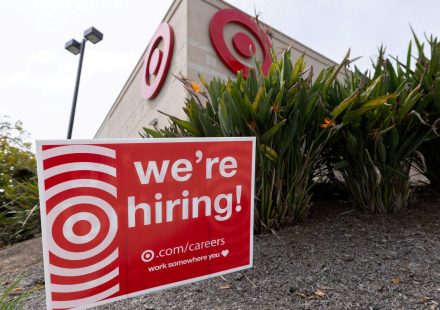 US adds 162,000 jobs in August, raising Fed rate hike expectations