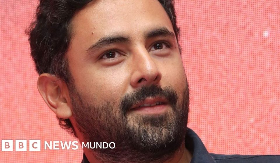 Qué se sabe del asesinato del músico del grupo Camilo Séptimo, su pareja embarazada y su hija de 3 años que conmociona a México