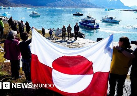 Trump anuncia un acuerdo con Dinamarca por el que EE.UU. asumirá el "control permanente de la seguridad" de Groenlandia