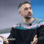 Microsoft advierte que la IA sin control podría dar lugar a una "especie no humana" que compita con las personas