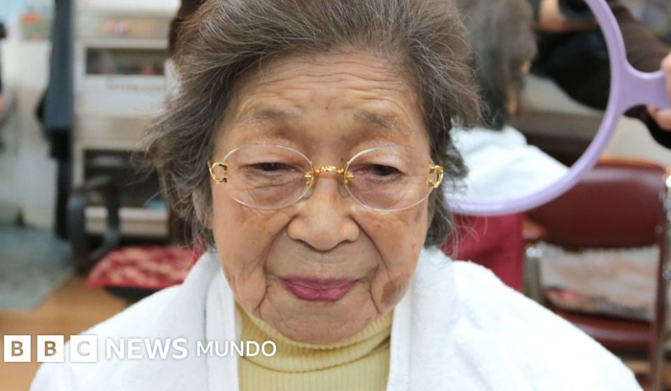 Por primera vez Japón supera las 100.000 personas con 100 años o más (y qué hay detrás de esta asombrosa longevidad)