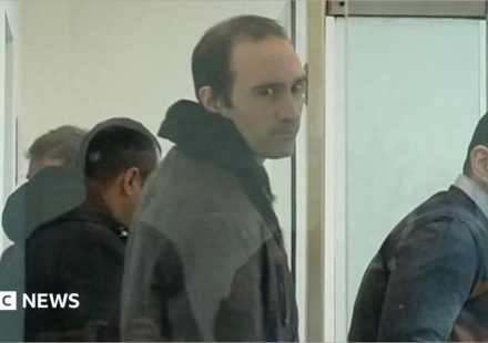 Azerbaijan pardons Frenchman after EU lifts sanctions on Russian billionaire