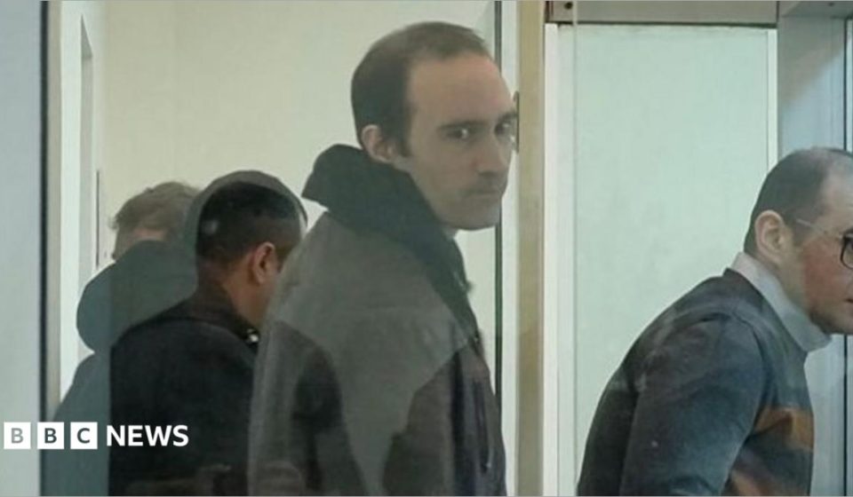 Azerbaijan pardons Frenchman after EU lifts sanctions on Russian billionaire