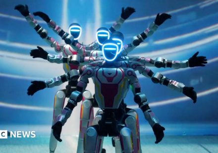 Could robots be the future of theme parks?