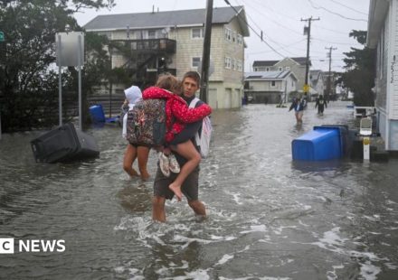 Nor'easter storm brings coastal flooding as New York and New Jersey declare emergency