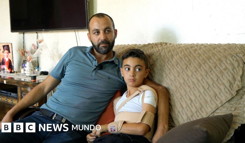 "¿Qué haces cuando los colonos empiezan a disparar contra tus hijos?": la preocupación de padres palestinos por el aumento de los ataques a escuelas