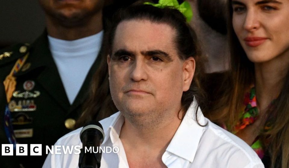 El empresario colombiano Alex Saab, aliado clave de Maduro, se declara culpable de lavado de dinero y entregará US$195 millones a EE.UU.