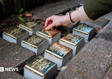 German town bans 'stumbling stone' memorials to Nazi victims