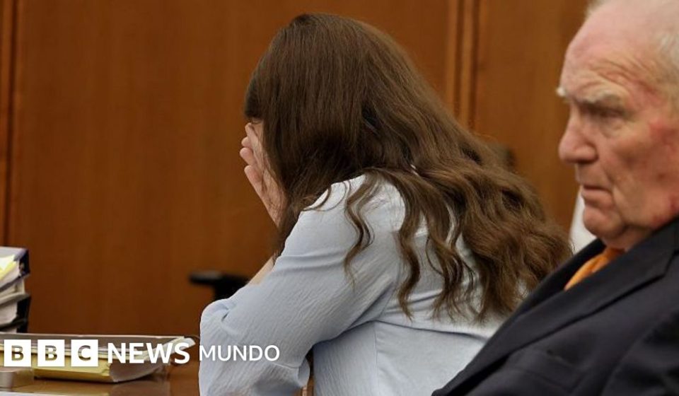 ¿Qué pasará ahora que un juez declaró nulo el juicio contra Lindsay Clancy, la madre acusada de matar a sus tres hijos en EE.UU.?