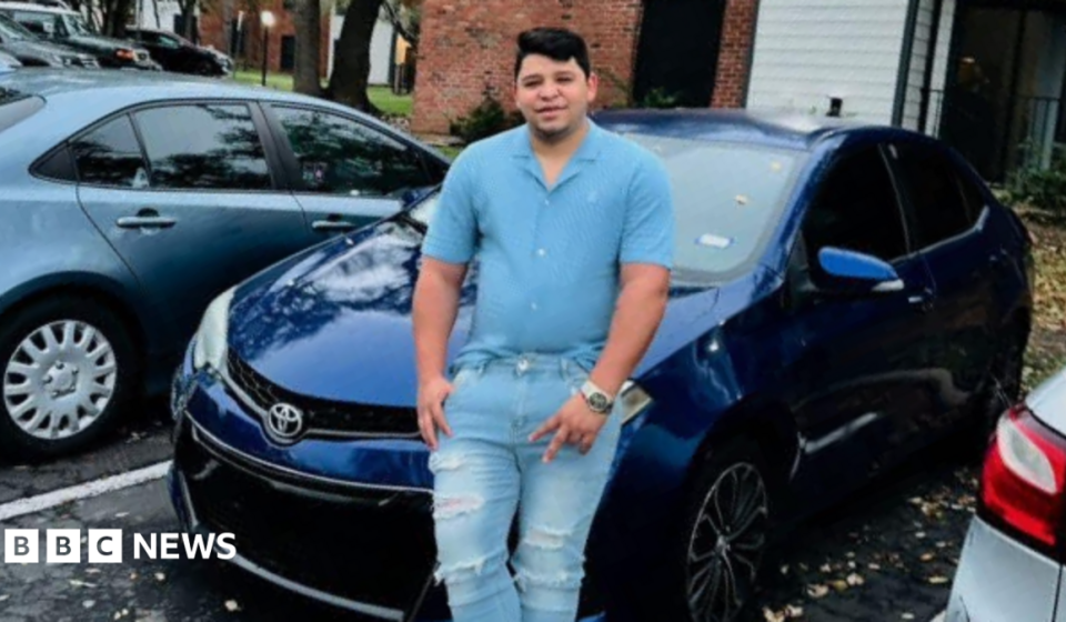 US judge blocks deportation of DoorDash driver shot by ICE