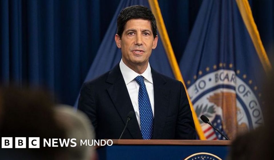 La Reserva Federal de EE.UU. desafía a Trump y aumenta las tasas de interés por primera vez en 3 años: ¿qué consecuencias tendrá la medida?