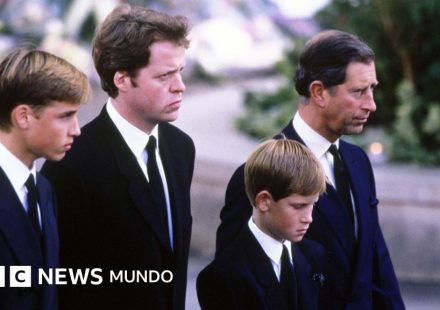 El hermano de Diana de Gales asegura que Carlos III le dijo que se "olvidaría pronto" a la princesa poco después de su muerte