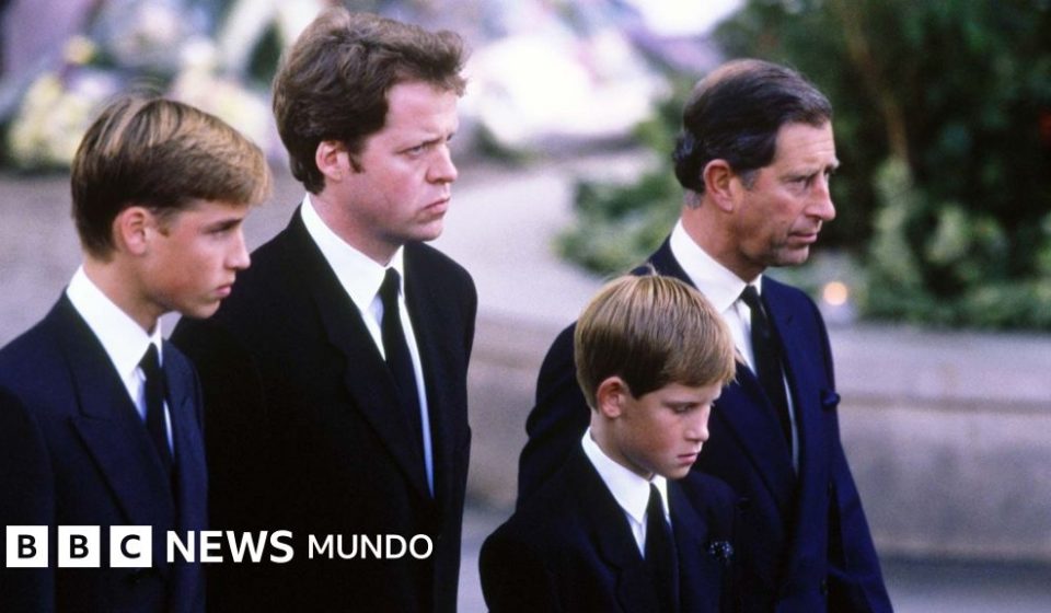 El hermano de Diana de Gales asegura que Carlos III le dijo que se "olvidaría pronto" a la princesa poco después de su muerte