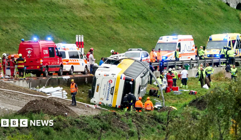 Coach crash kills several people in Swiss Alps
