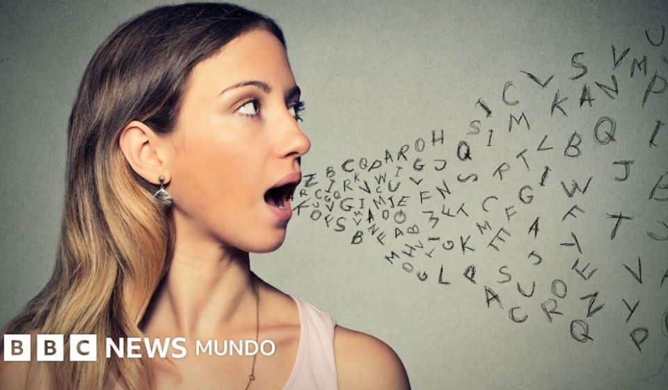 La gente pronuncia cada vez menos palabras y eso es una mala noticia, según los expertos