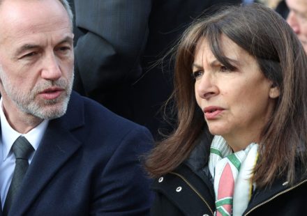 La justicia francesa investiga a alcalde y exalcaldesa de París por agresiones sexuales en escuelas