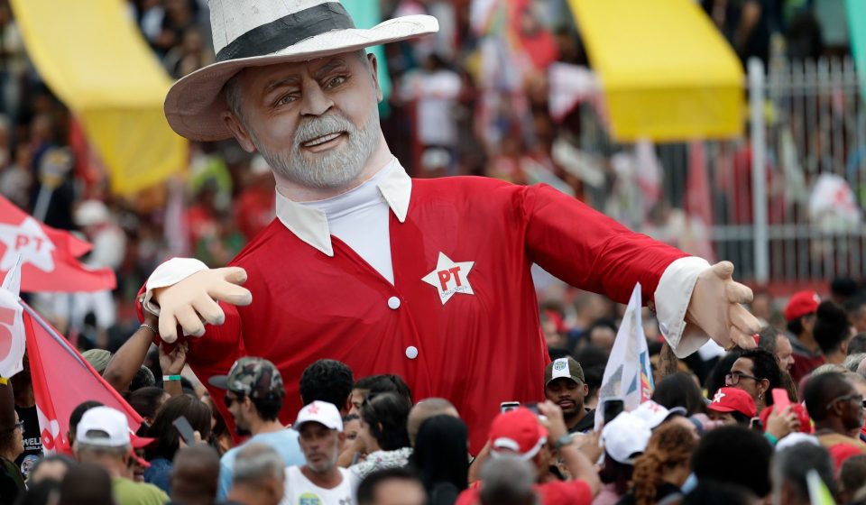 Brazil election: Lula and Flavio Bolsonaro tied in latest polls