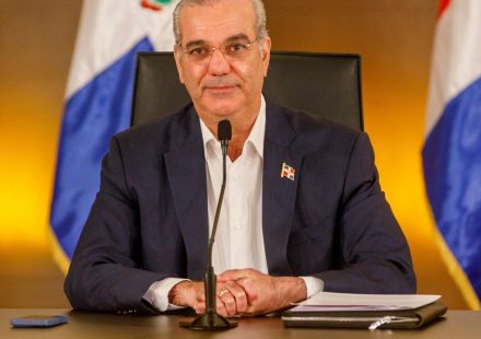 Abinader expone nuevos polos de desarrollo regional para llevar más inversión, infraestructura y oportunidades