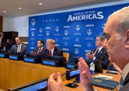 Abinader participa en encuentro Escudo de las Américas encabezado por Trump