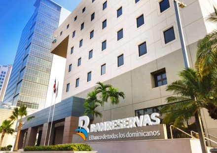 Banreservas promoverá nuevas inversiones turísticas en Top Resa 2026