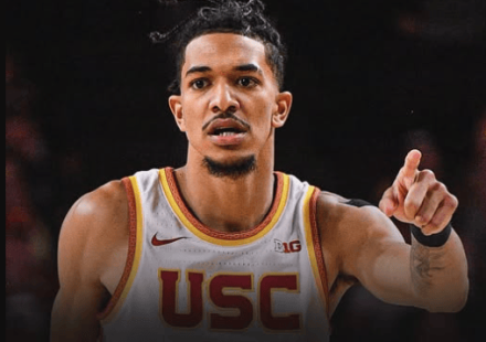 Baloncestista dominicano acusa a su entrenador de racista y demanda pagos pendientes de la USC