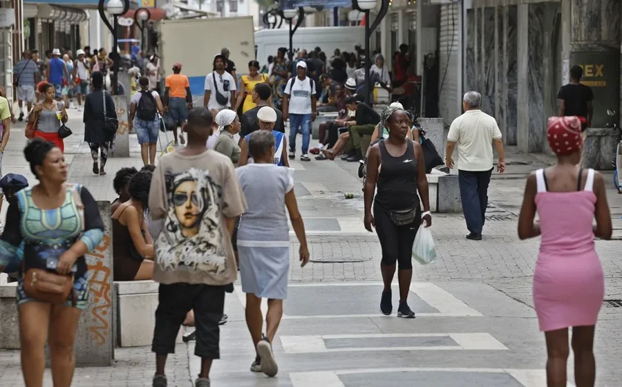 La economía cubana cayó un 5 % en 2025, su tercer año en «números rojos»