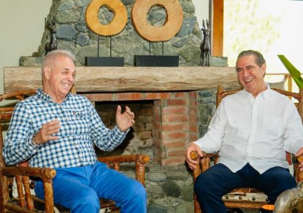 Alcalde de Jarabacoa y su equipo respaldan aspiraciones de Francisco Javier