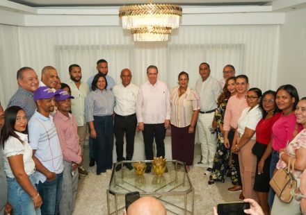 Francisco Javier García incorpora a Plutarco Pérez y equipo a proyecto presidencial de 2028