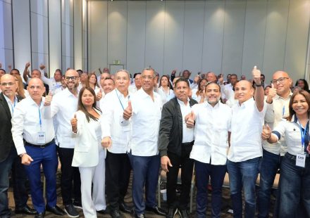 Equipo político de David Collado articula estructura en las tres circunscripciones del exterior