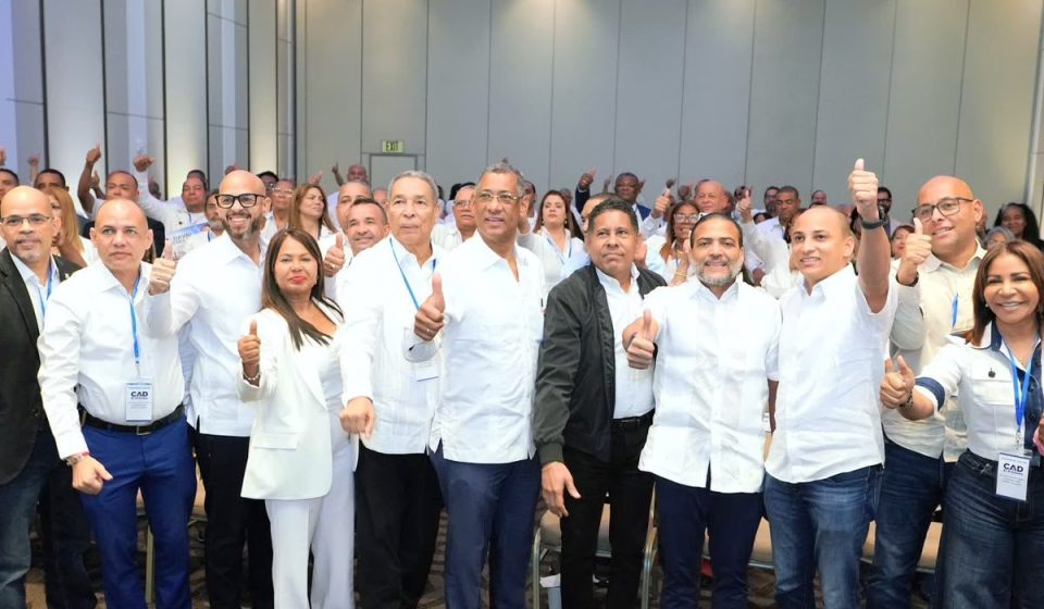 Equipo político de David Collado articula estructura en las tres circunscripciones del exterior