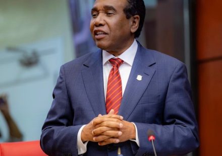 Félix Bautista vuelve a someter proyecto para eliminar parcialmente el método D’Hondt y cambiar elección de diputados