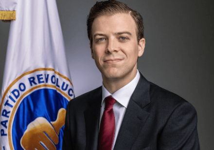 “No solo soy hijo de Carolina o nieto de Hipólito”, Garrigó responde a cuestionamientos por su apellido tras asumir secretaría del PRM
