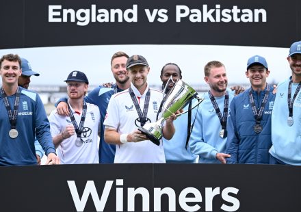 England survive Pakistan scare to seal 3-0 Test series sweep