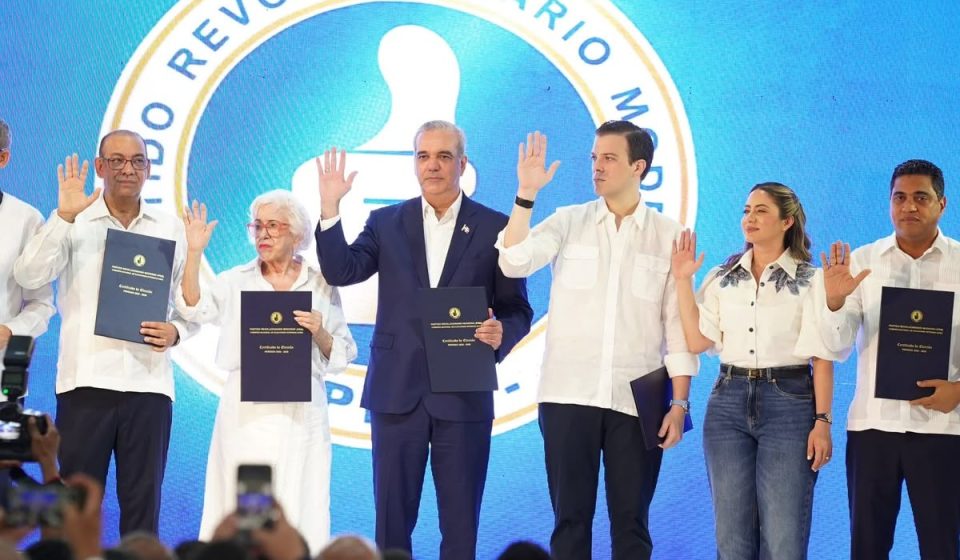 Gloria Reyes asume Organización del PRM con el reto de consolidar las bases y la estructura partidaria