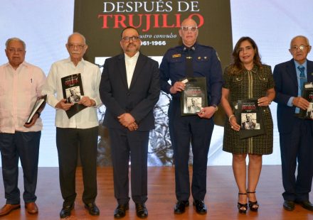 Historiadores destacan valor del libro «Después de Trujillo. Un lustro convulso»
