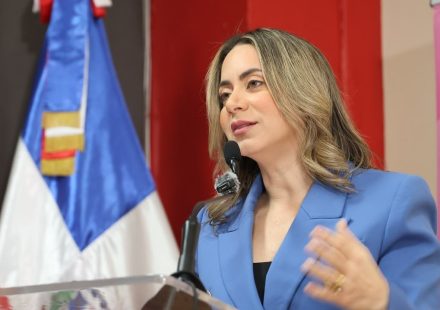 Lanzan coalición regional para ampliar acceso de mujeres al financiamiento electoral