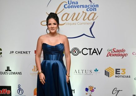 (VIDEO) Laura Jáquez Caminero presenta su nuevo programa “Una conversación”