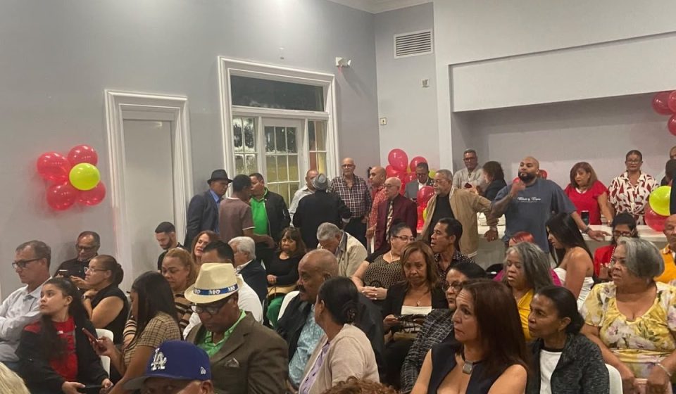 Leonel juramenta a balagueristas en Miami; destaca crecimiento de la FP y apoyo de la diáspora