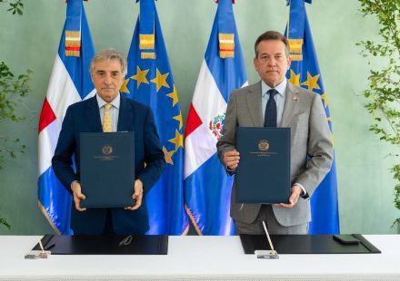 RD y UE impulsarán estudios sobre tierras raras en Pedernales