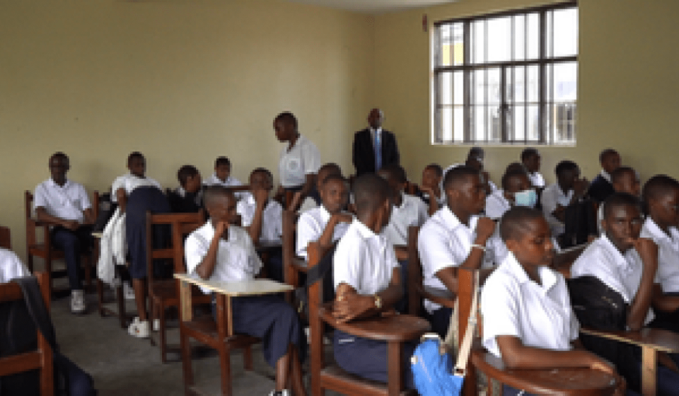 DRC: Ebola fears grow as children return to school